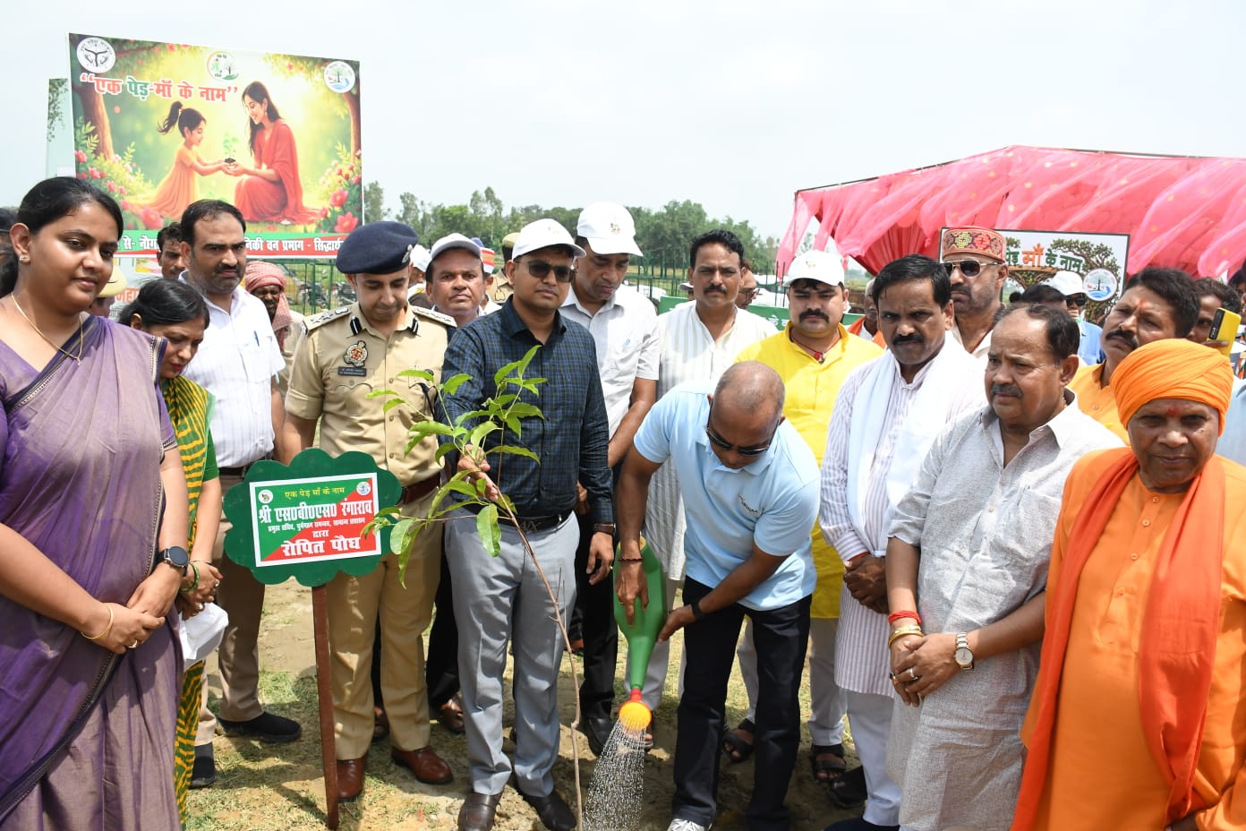 समय माता मंदिर परिसर में संपन्न हुआ ‘एक पेड़ माँ के नाम’ वृक्षारोपण महायज्ञ, रोपे गए हजारों पौधे